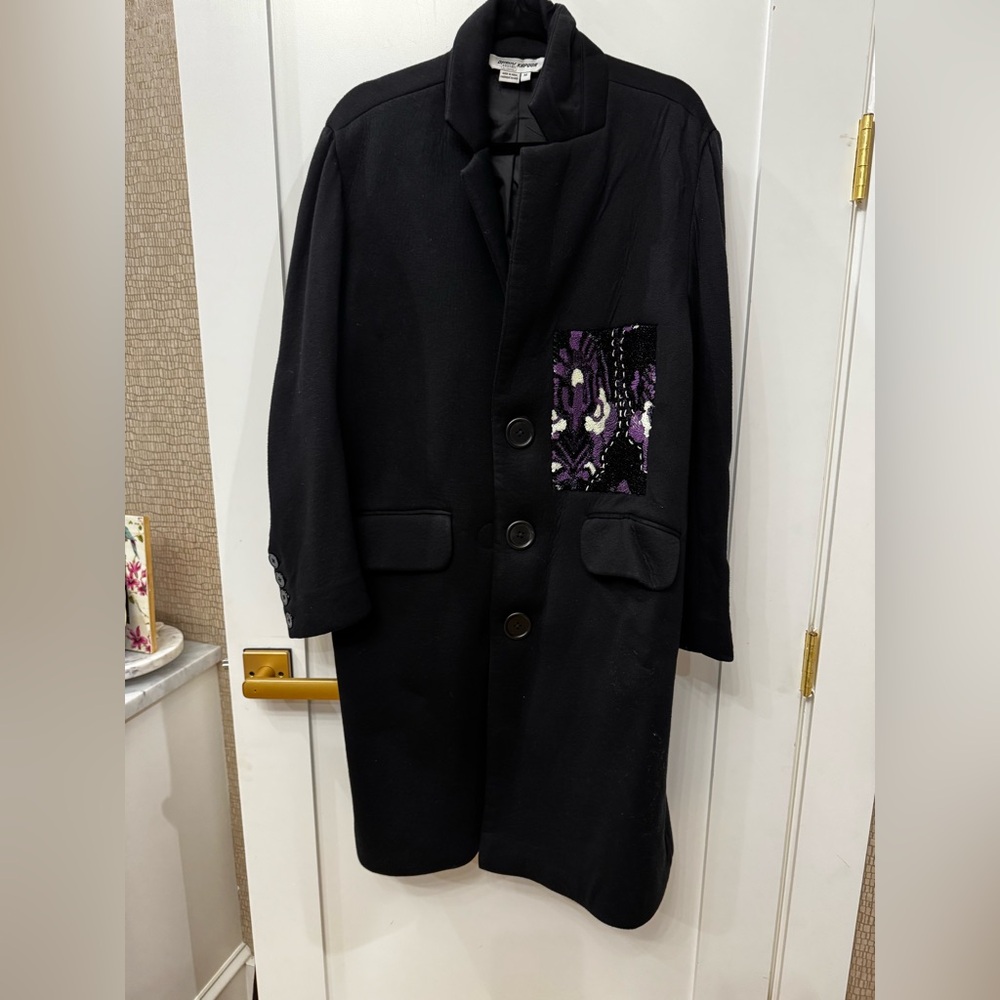 Dhruv Kapoor black coat with sequin detail. - Picture 5 of 6